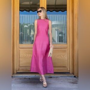 Chic Dupioni Silk Sleeveless Dress
In French Rose